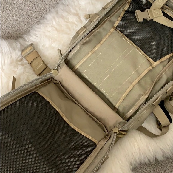 Military grade Backpack - Picture 6 of 8